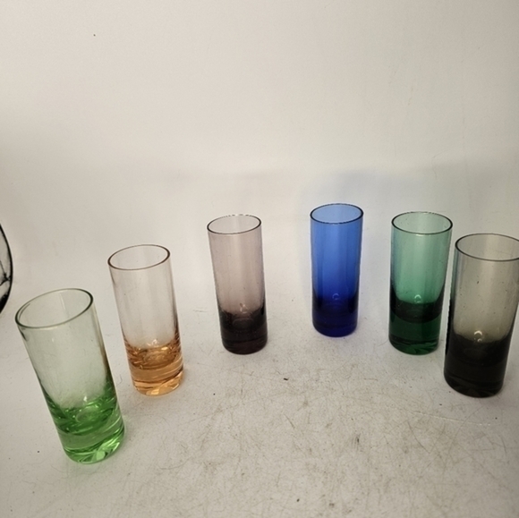 Vintage multicolored apertif/shot‎ glasses - Picture 4 of 7